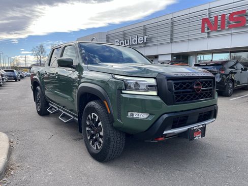 Used 2024 Nissan Frontier PRO-4X w/ Off-Road Protection Package image 2