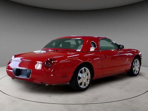 Used 2005 Ford Thunderbird RWD image 5