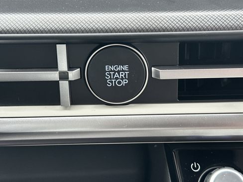 New 2026 Hyundai Santa Fe SE FWD image 21