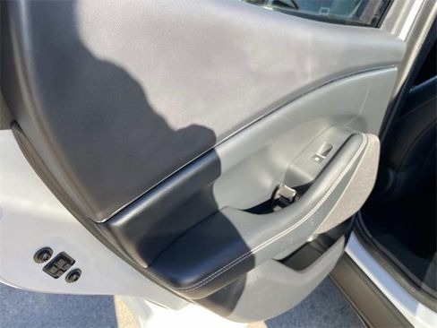 Certified 2023 Ford Mustang Mach-E Select image 32