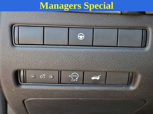 Used 2025 Nissan Rogue SV FWD image 21