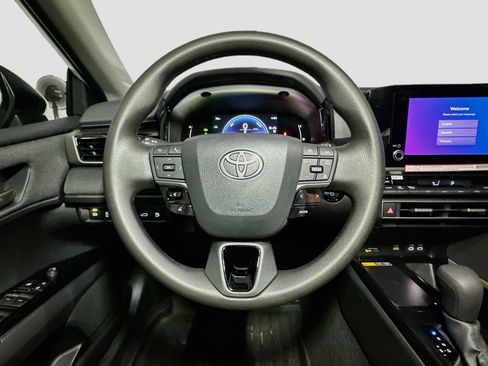 New 2026 Toyota Camry LE FWD image 7