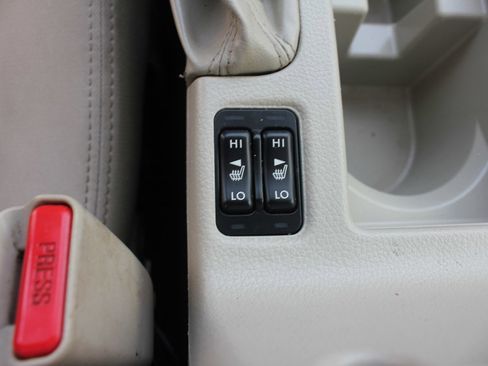 Used 2015 Subaru Crosstrek 2.0i Premium image 28