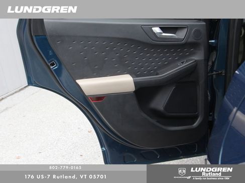 Used 2020 Ford Escape Titanium w/ Titanium Premium Package 2.0 image 38