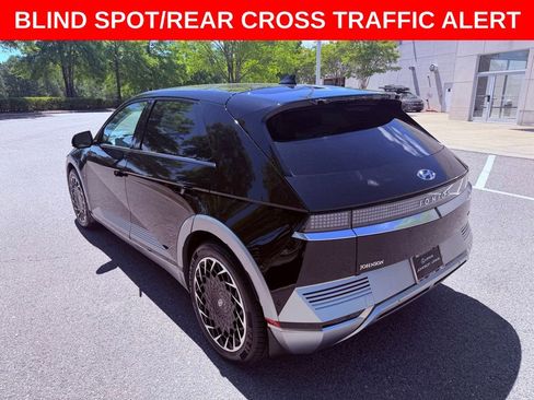 Used 2023 Hyundai Ioniq 5 Limited w/ Cargo Package AWD/4WD image 6