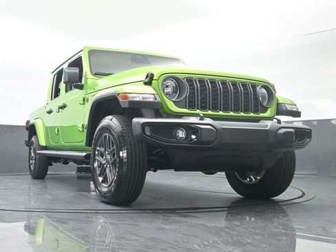 New 2026 Jeep Gladiator Sport image 59