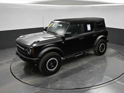 Used 2024 Ford Bronco Black Diamond w/ Sasquatch Package AWD/4WD image 27