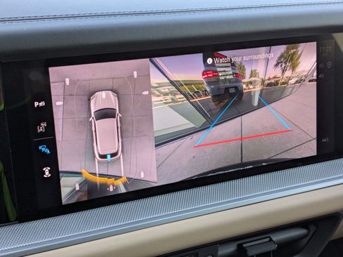 Certified 2026 Porsche Cayenne AWD/4WD image 19