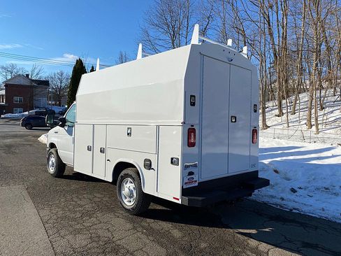 New 2026 Ford E-350 and Econoline 350 Super Duty w/ Power Equipment Group RWD image 6