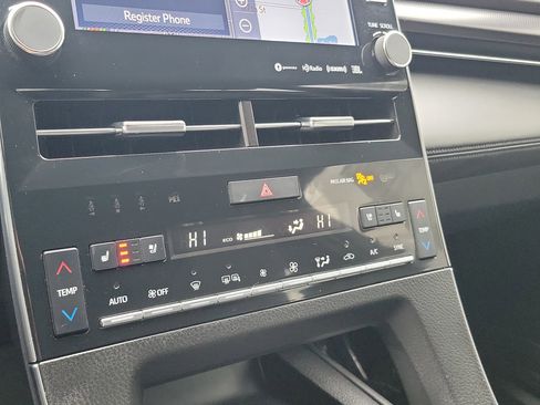 Certified 2020 Toyota Avalon Touring image 12