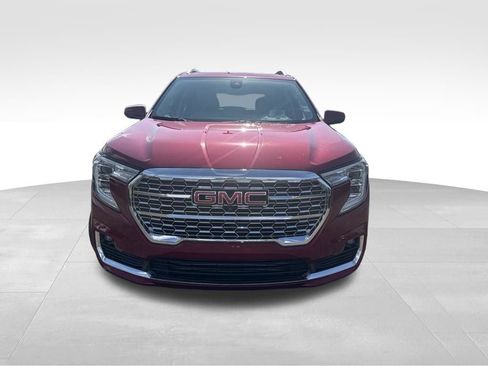 Certified 2023 GMC Terrain Denali w/ Denali Premium Package AWD/4WD image 8