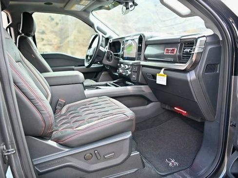 New 2026 Ford F250 Lariat w/ Black Appearance Package AWD/4WD image 19