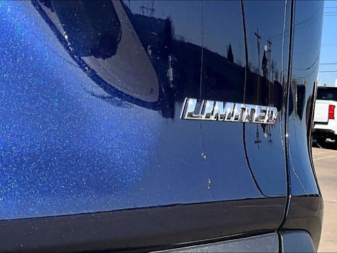 New 2025 Toyota RAV4 Limited image 15