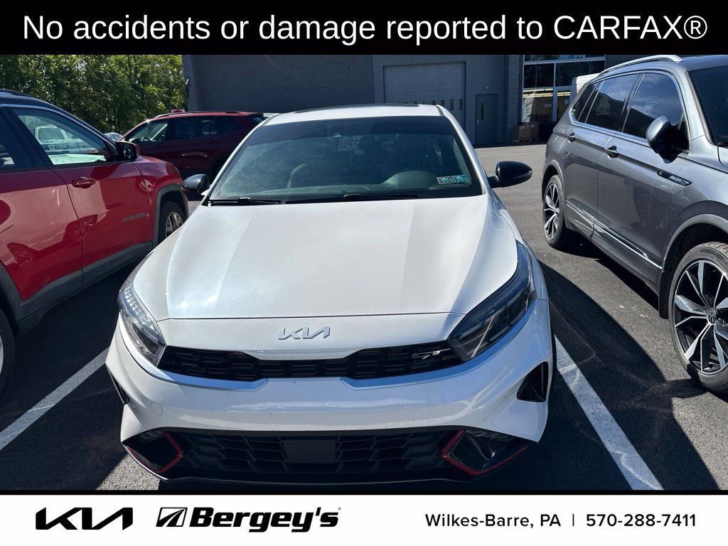 Used 2024 Kia Forte GT w/ GT2 Package FWD image 2