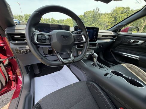 Used 2025 Ford Mustang GT RWD image 20