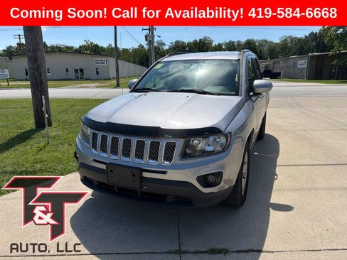 Used 2017 Jeep Compass Latitude AWD/4WD image 4