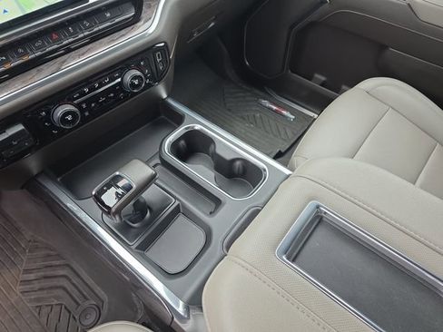 Certified 2022 Chevrolet Silverado 1500 LTZ image 26