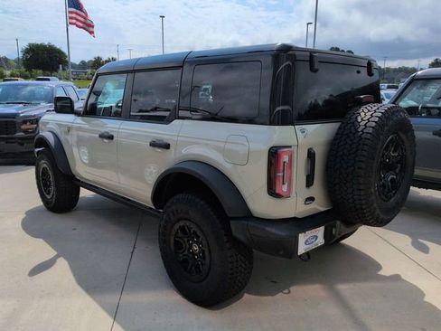 Used 2025 Ford Bronco Badlands AWD/4WD image 6
