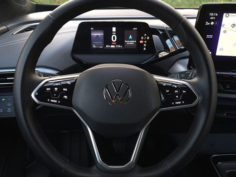 Used 2023 Volkswagen ID.4 Pro image 28