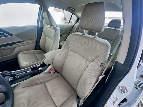 Used 2014 Honda Accord LX image 19