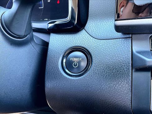 Used 2025 Toyota Camry LE FWD image 34