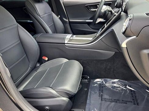 Used 2022 Mercedes-Benz C 300 Sedan image 16