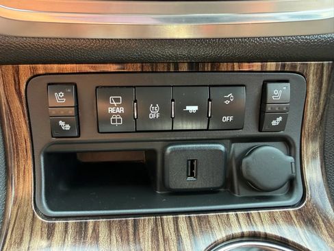 Used 2015 GMC Acadia Denali AWD/4WD image 28