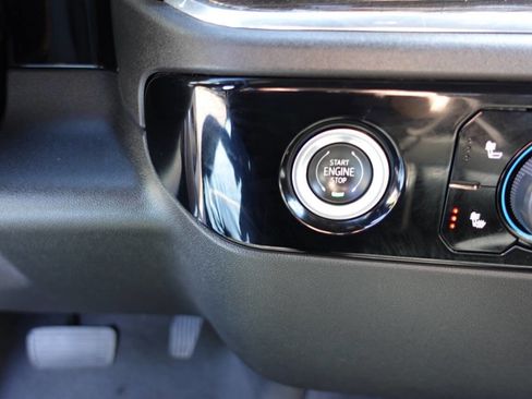 Used 2023 Chevrolet Silverado 1500 LT AWD/4WD image 45