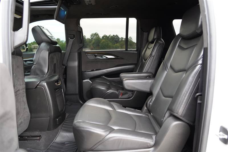 Used 2018 Cadillac Escalade ESV Platinum AWD/4WD image 72