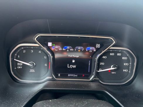 Used 2021 GMC Yukon AT4 w/ Rear Media and Nav Package AWD/4WD image 15