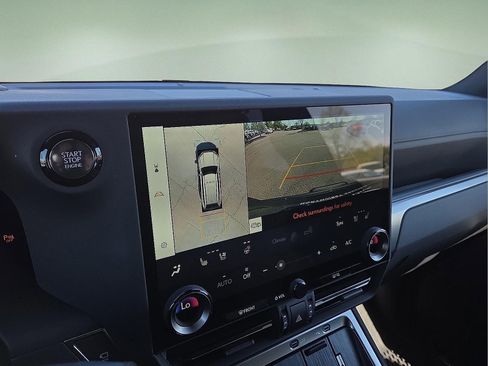 Used 2026 Lexus GX 550 image 17