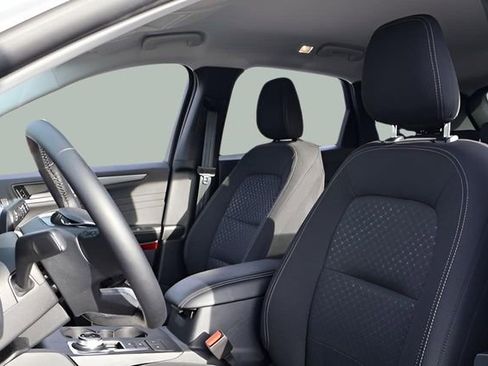 Used 2025 Ford Escape Active w/ Cold Weather Package image 12