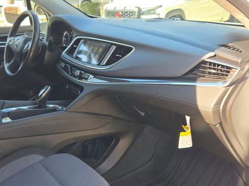 Used 2019 Buick Enclave Preferred image 29