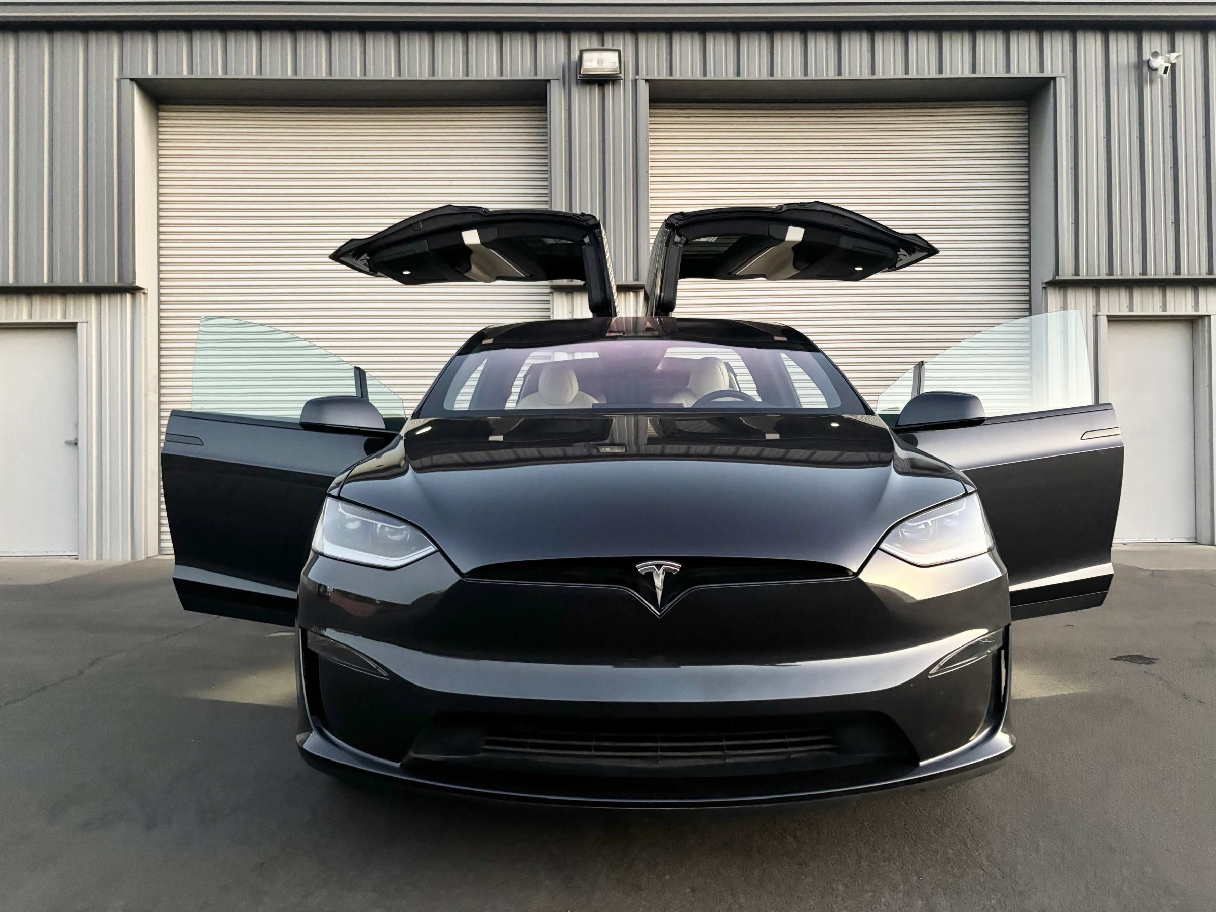 Used 2025 Tesla Model X AWD/4WD image 6