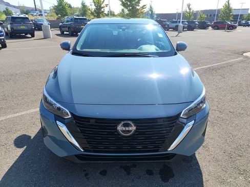 Used 2024 Nissan Sentra SV w/ SV Premium Package FWD image 8