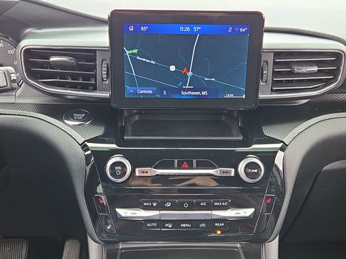 Used 2023 Ford Explorer ST-Line w/ Class IV Trailer Tow Package image 26