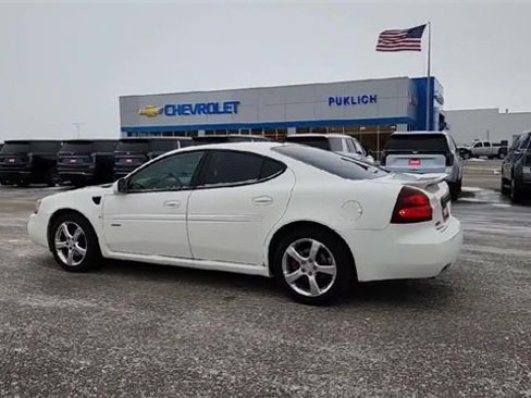Used 2008 Pontiac Grand Prix GXP image 6