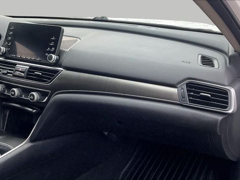 Used 2020 Honda Accord LX image 18