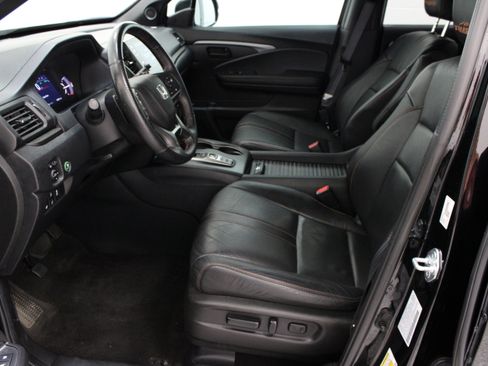 Used 2022 Honda Passport TrailSport image 14