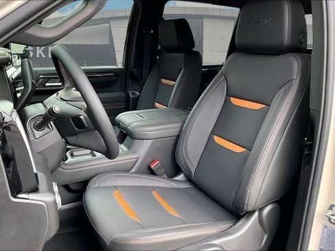 New 2026 GMC Sierra 2500 AT4 w/ AT4 Premium Plus Package AWD/4WD image 10