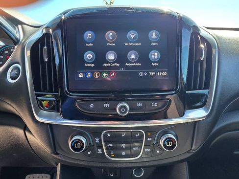 Used 2023 Chevrolet Traverse LT FWD image 19