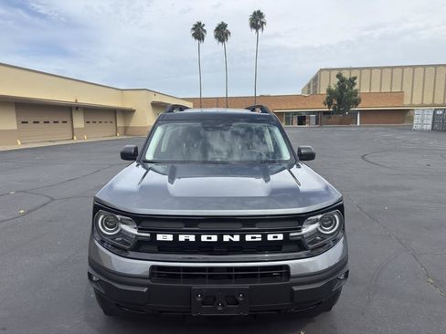 Used 2022 Ford Bronco Sport Outer Banks w/ Tech Package AWD/4WD image 2