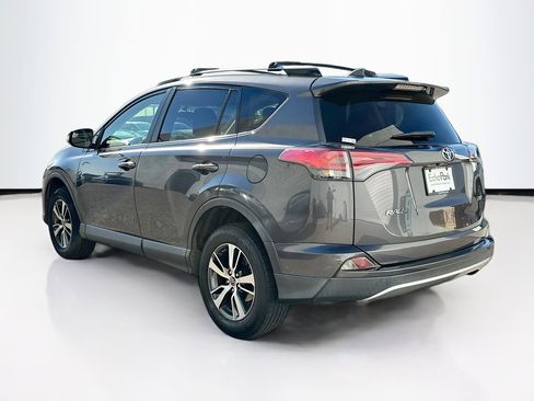 Used 2016 Toyota RAV4 XLE image 5