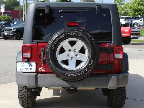 Used 2013 Jeep Wrangler Unlimited Sport AWD/4WD image 4