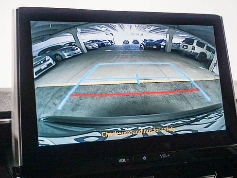 Certified 2025 Toyota Corolla SE w/ SE Premium Package FWD image 26