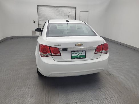 Used 2016 Chevrolet Cruze LS FWD image 6