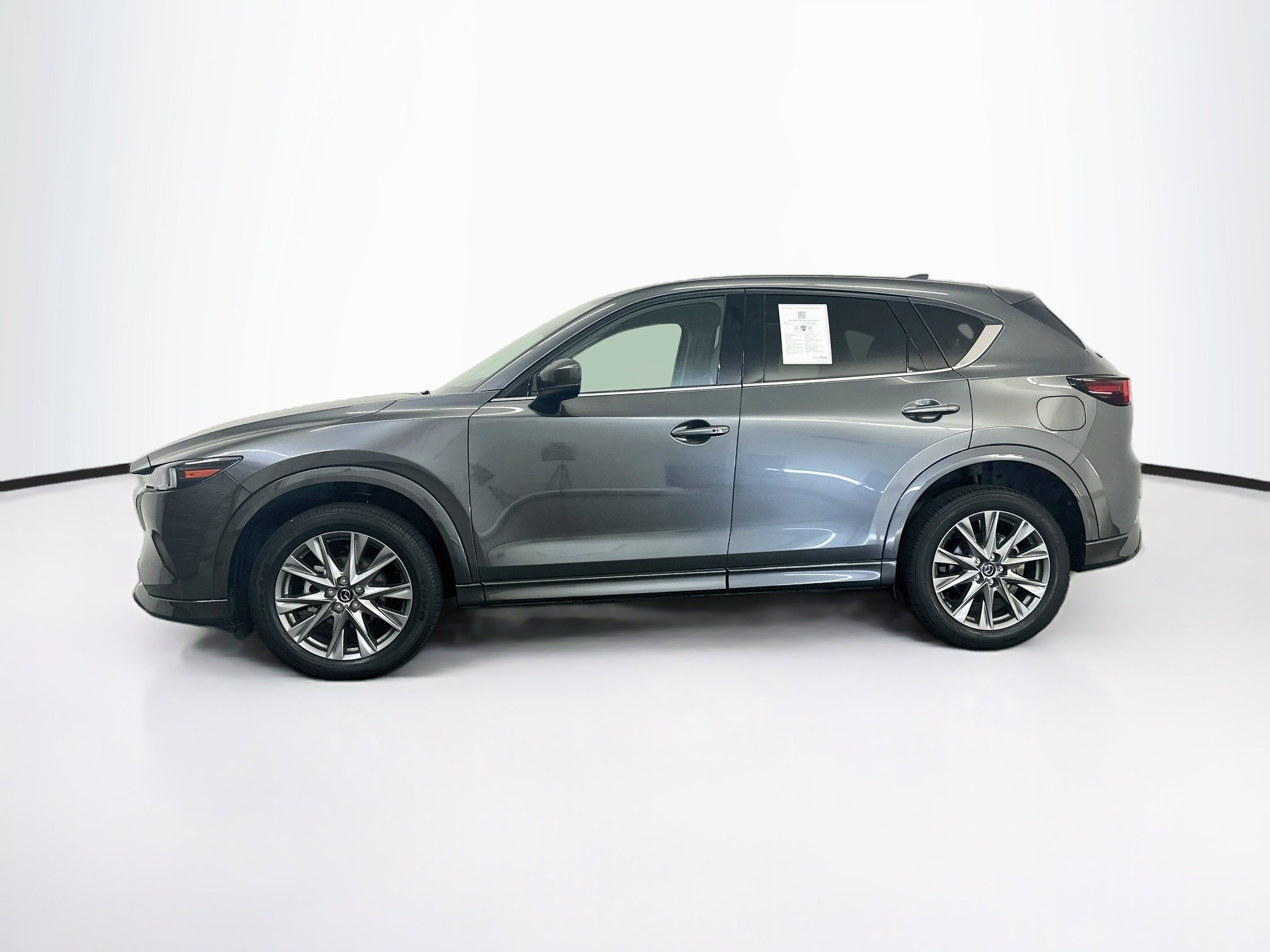 Used 2025 MAZDA CX-5 AWD 2.5 S w/ Premium Plus Pkg image 4