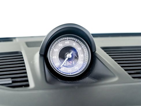 Used 2022 Porsche 911 Turbo image 49