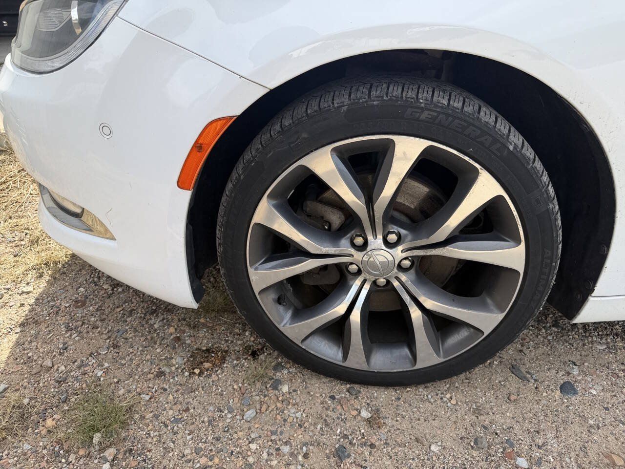 Used 2015 Chrysler 200 C w/ Navigation & Sound Group I FWD image 9