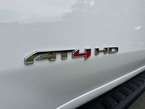 Used 2024 GMC Sierra 2500 AT4 w/ AT4 Premium Plus Package AWD/4WD image 62